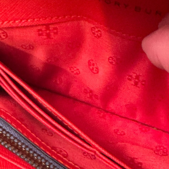 TORY BURCH EUC orange sturdy leather with very few minor issues. - Picture 9 of 11